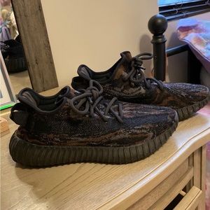 Yeezy 350 V2 mx rock
